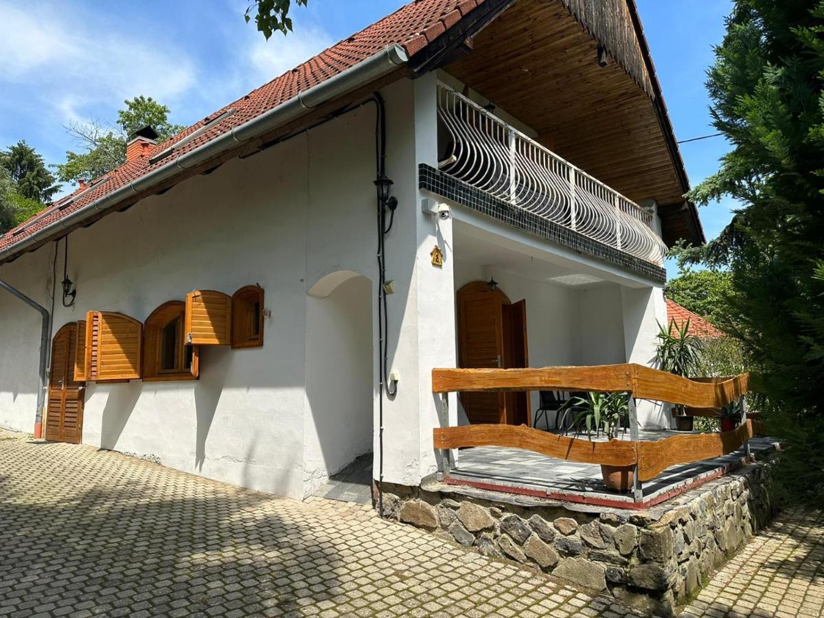 ZalaszantoParraghegy Apartman别墅 外观 照片